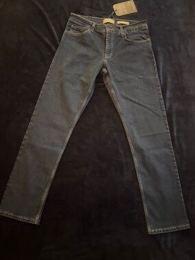 Classic Men's Straight-Leg Jeans - Dark Blue